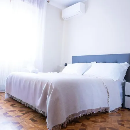 Civico 5 - 3 * Piacenza